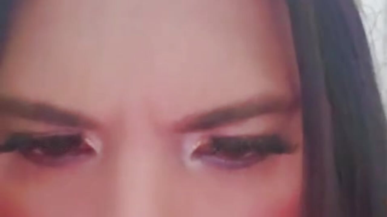 100 - วิดีโอโดย esthefania_fox โมเดลแคม