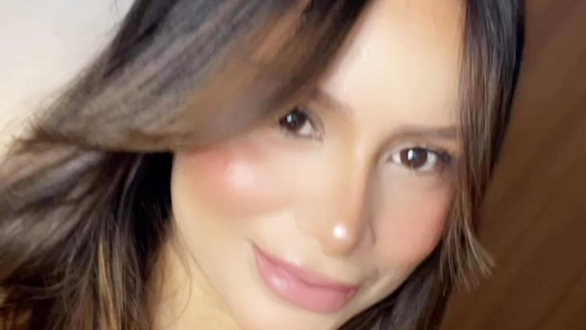 ✨ - video by AndreaMartini cam model