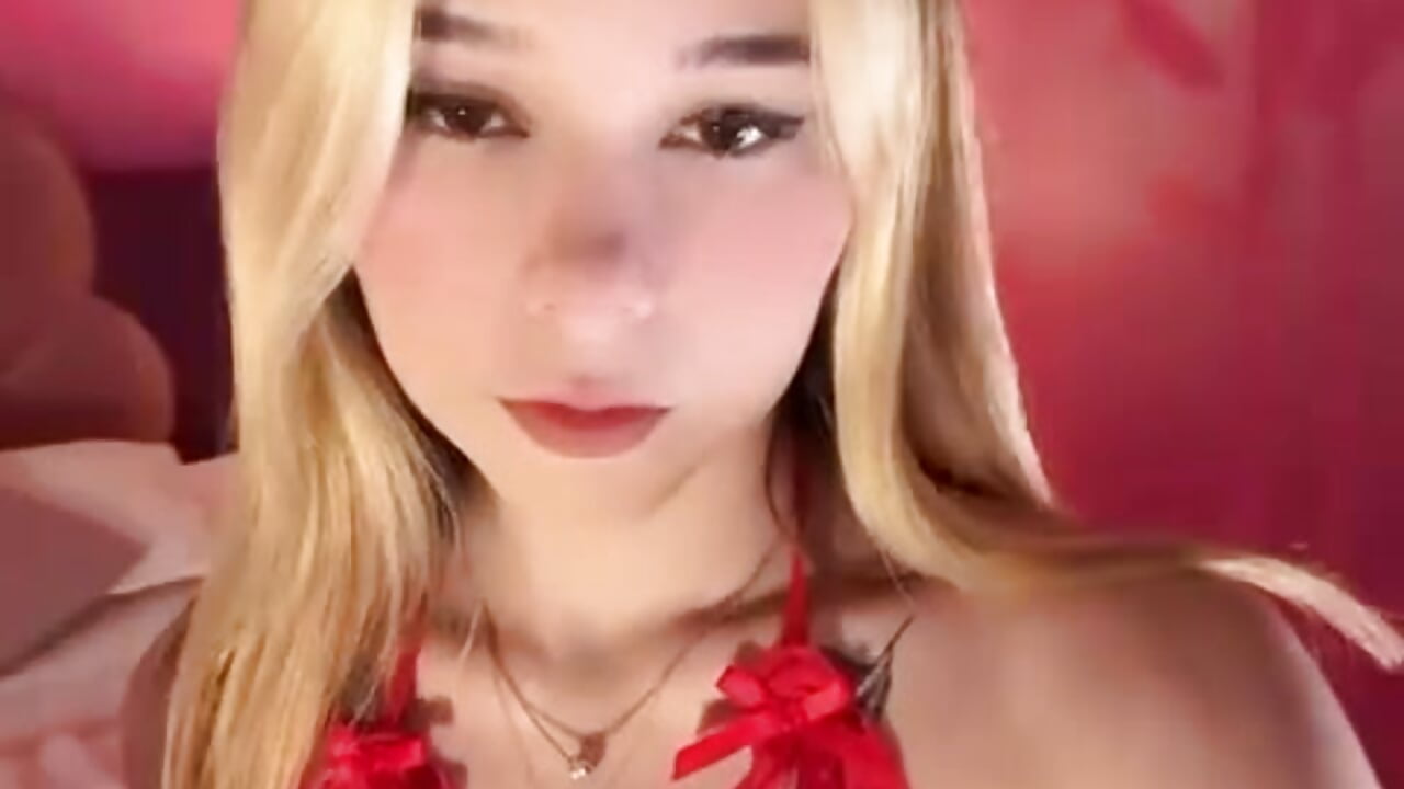 Happy Jueves ❤❤ - video by Lezy_ cam model