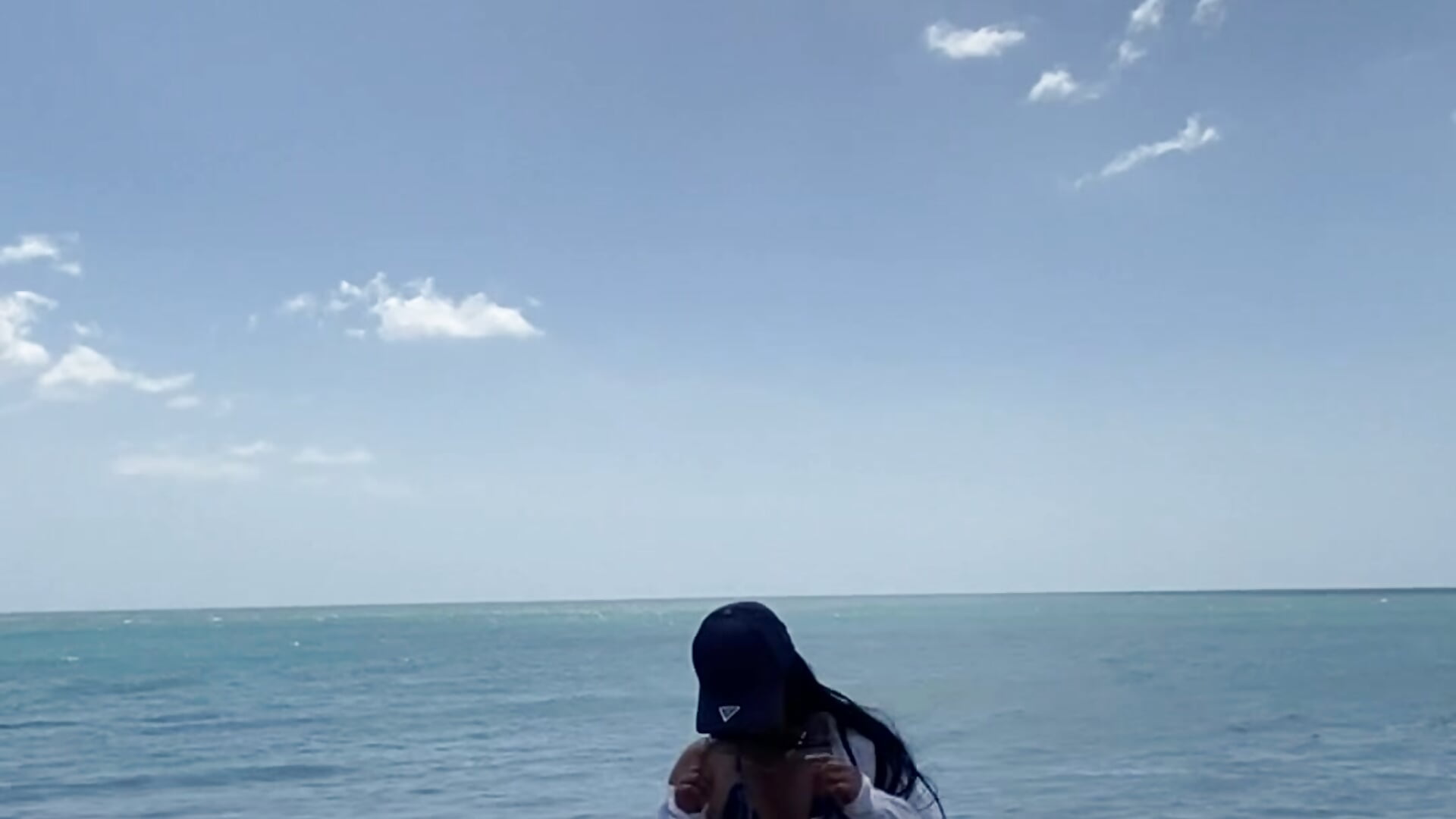 Mar - video by Alinnha cam model