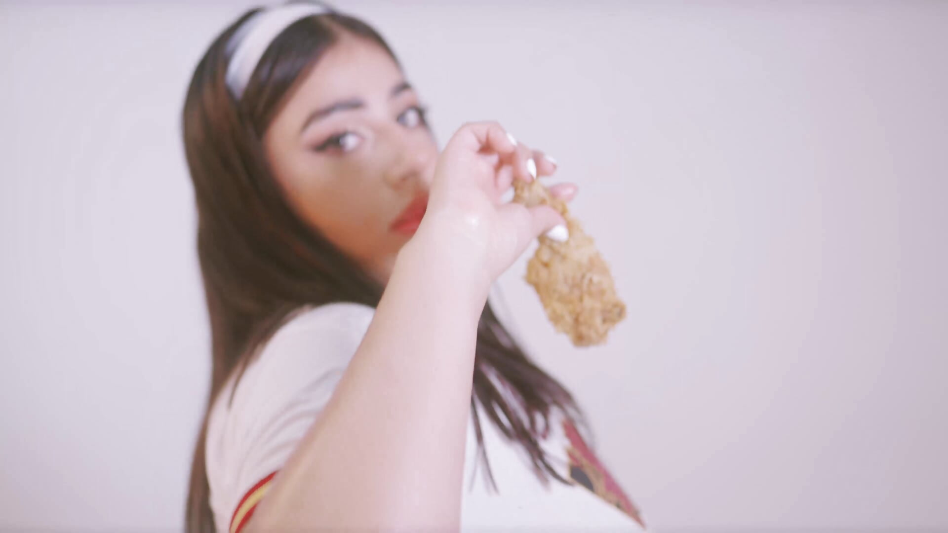 eat my body - video by GabyRhodes cam model