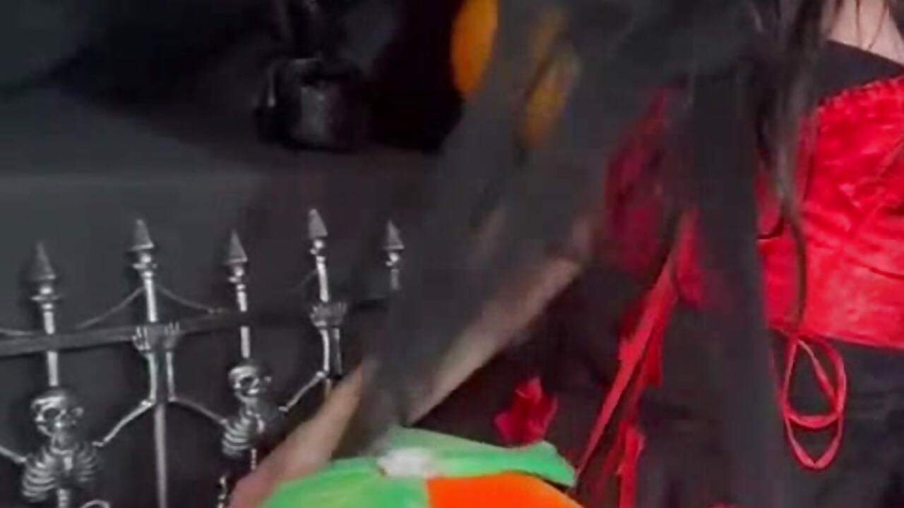 Naughty witch invoking your wishes 🎃 - video by Cloeandtyfanny cam model