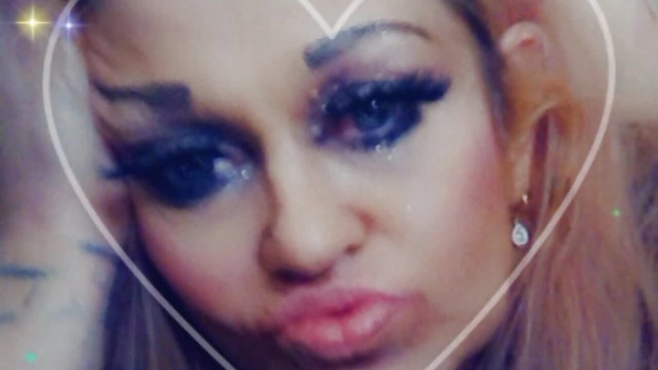 Snapchat-704927610
