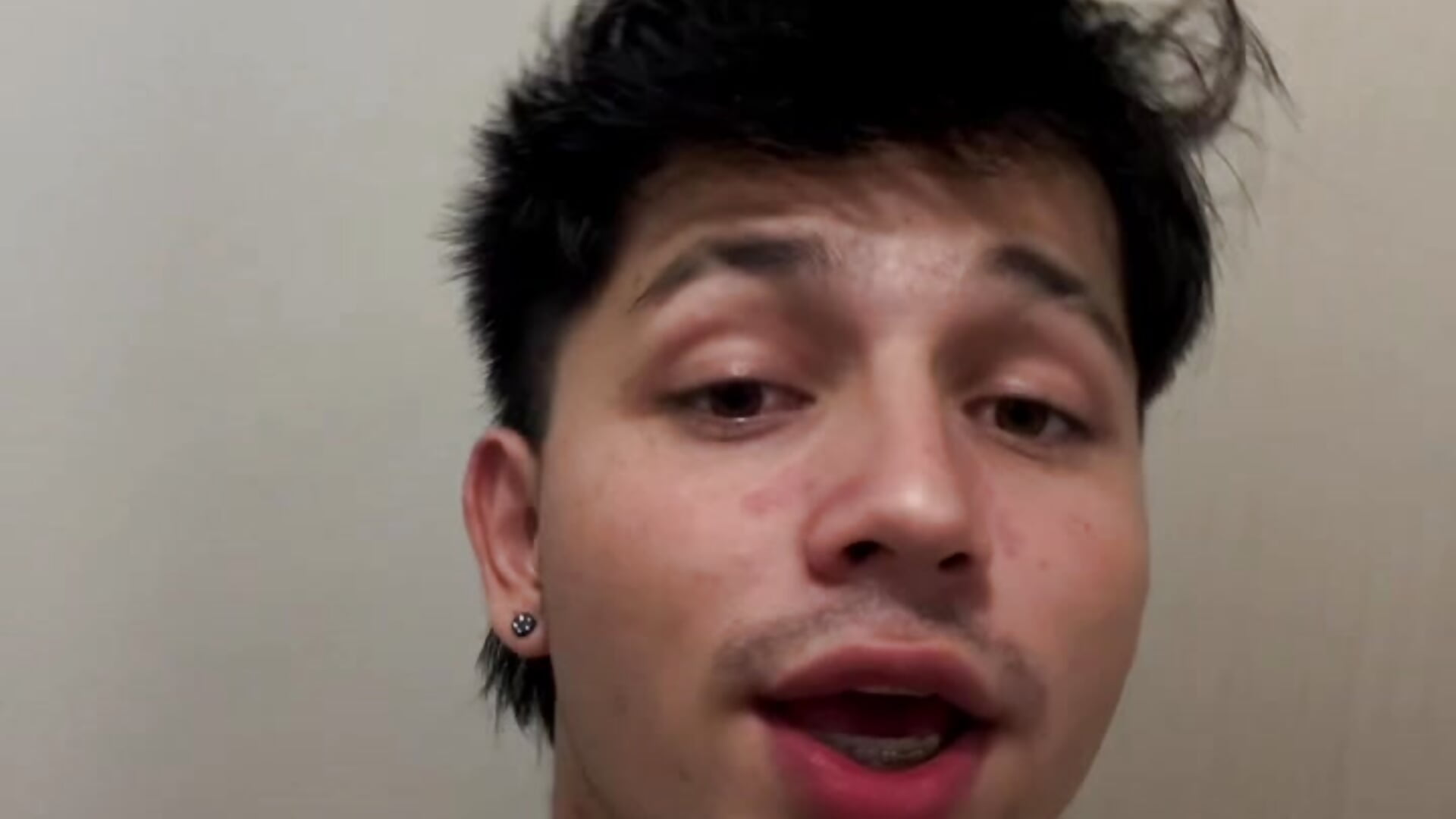 Te invito juego 😈 – video od webkamerové modelky Issac_james_
