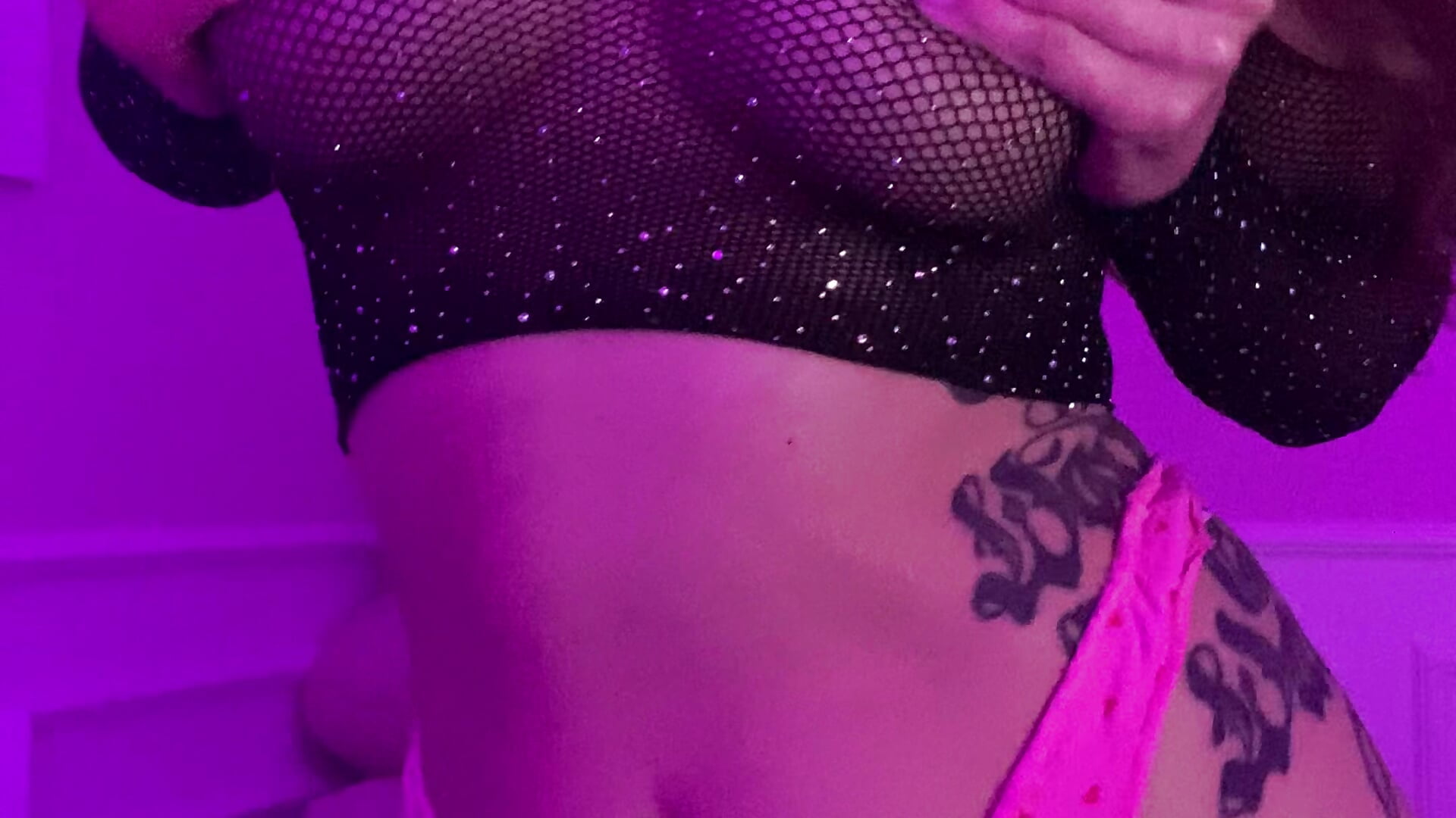 🔥 - video by LucySkilar cam model