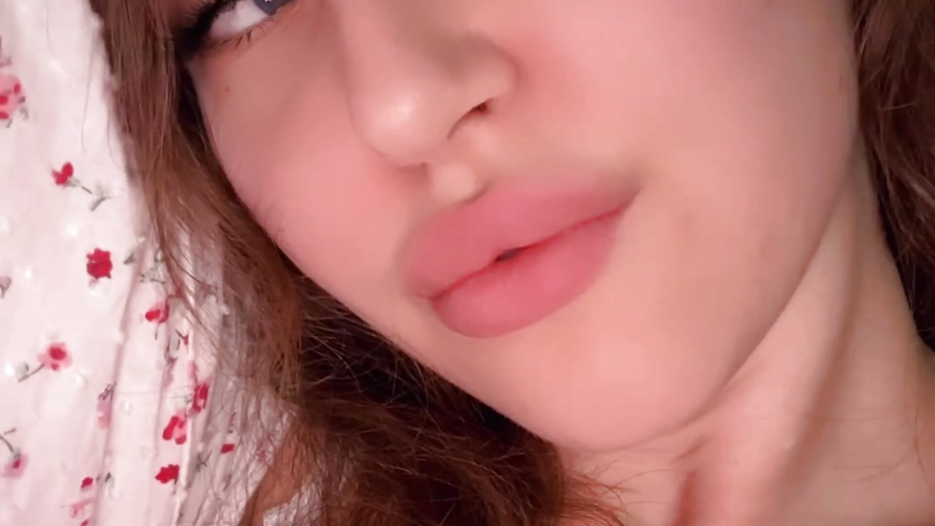 Muah - відео від вебкаммоделі Afina_Youngful