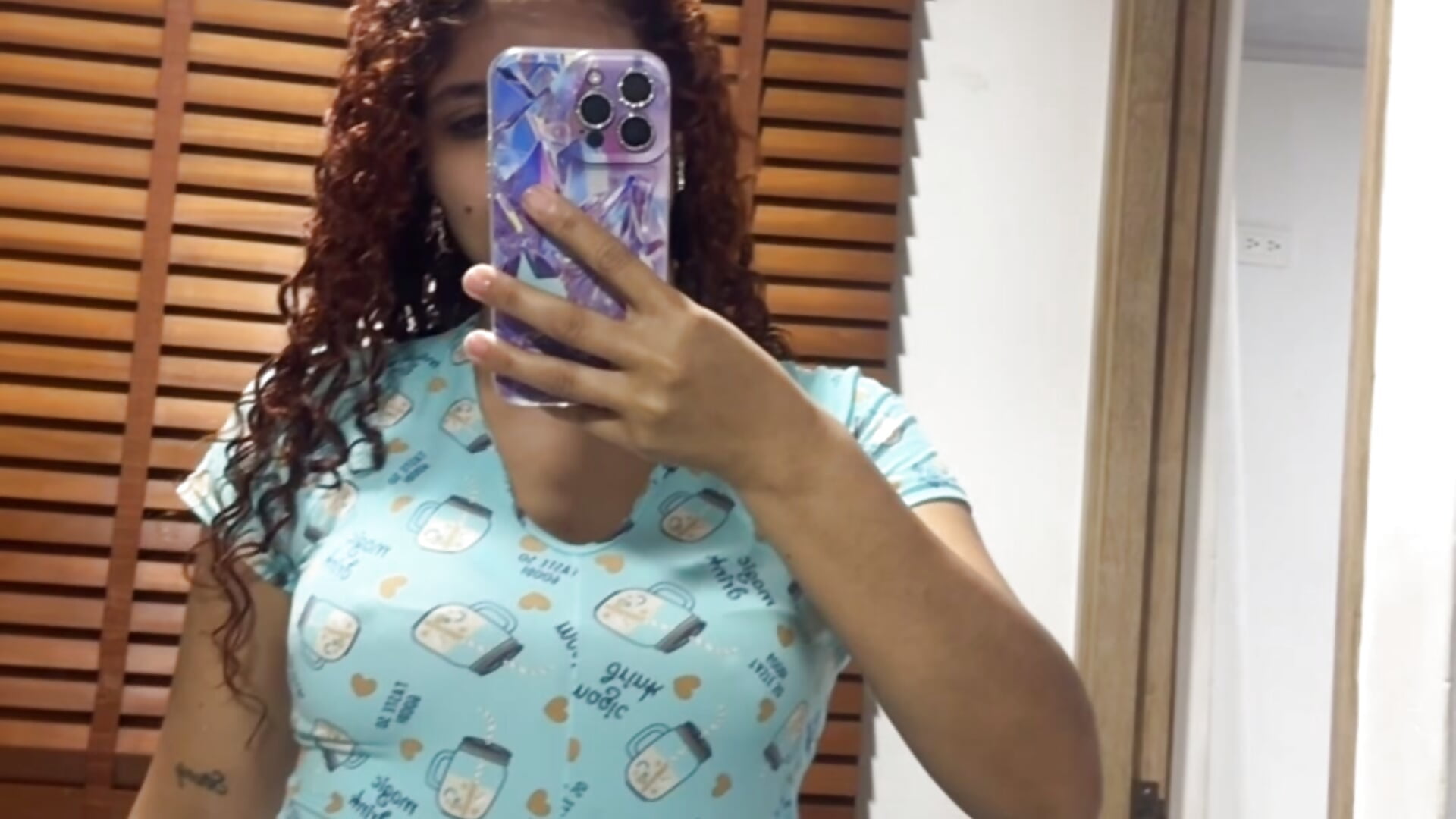 😘 - فيديو من patty_m موديل الكام