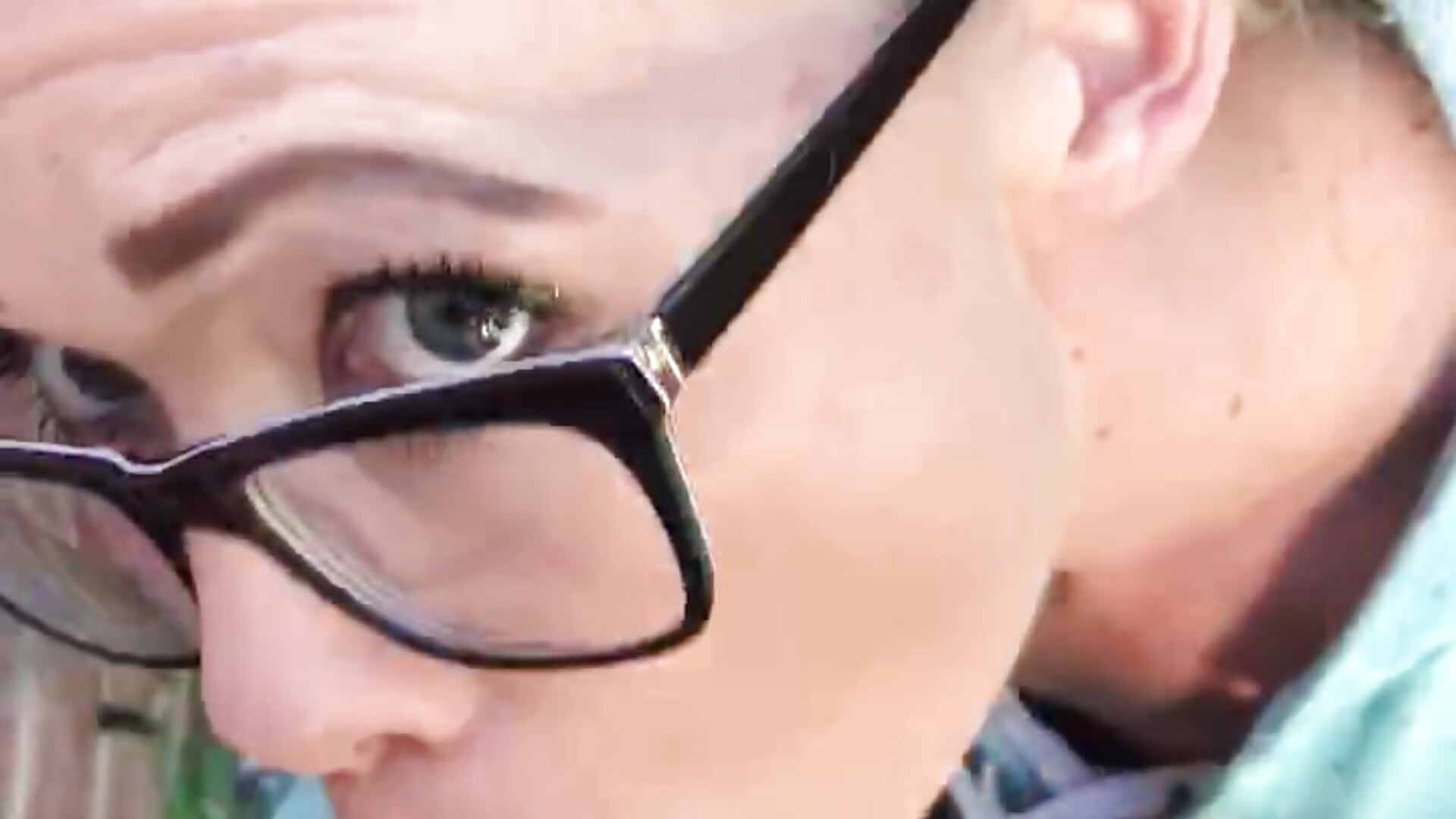 Husband blowjob outdoors