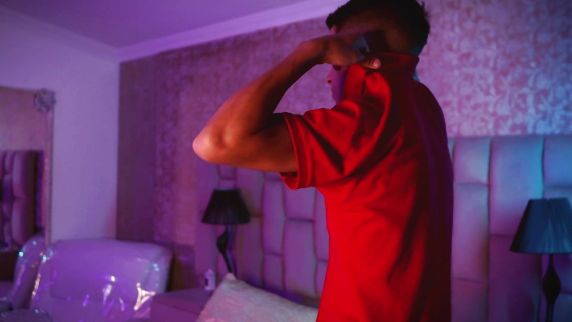 Im Agar – video af AgarEvans cam-model