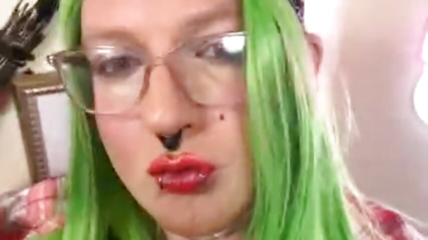 79076088317__0F466C6D-E656-4B02-BACB-69192575A103 – video modela na kameri Blakelytgirl