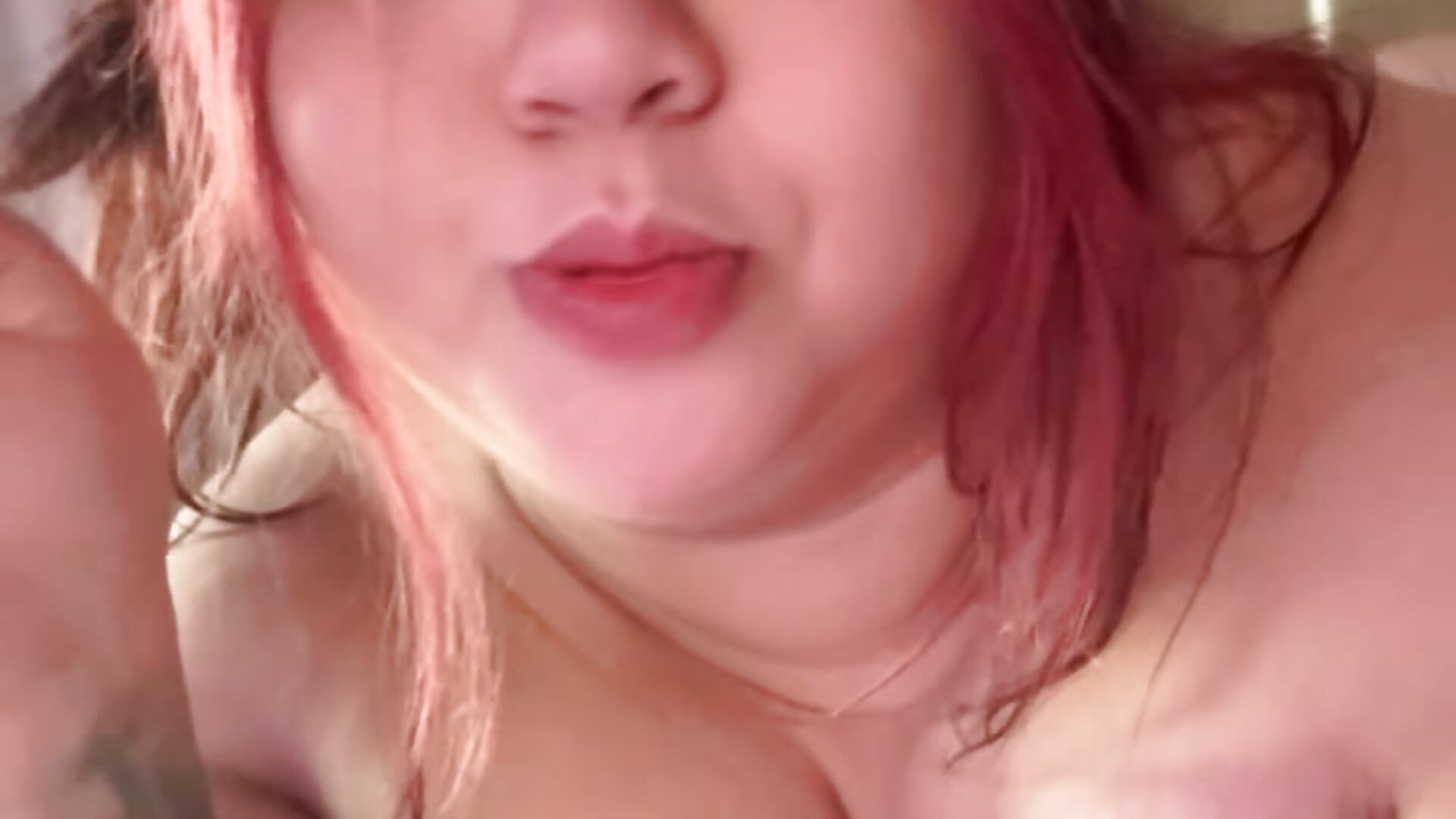 Hi guys 💜🩷 - video by Venus_queenn cam model