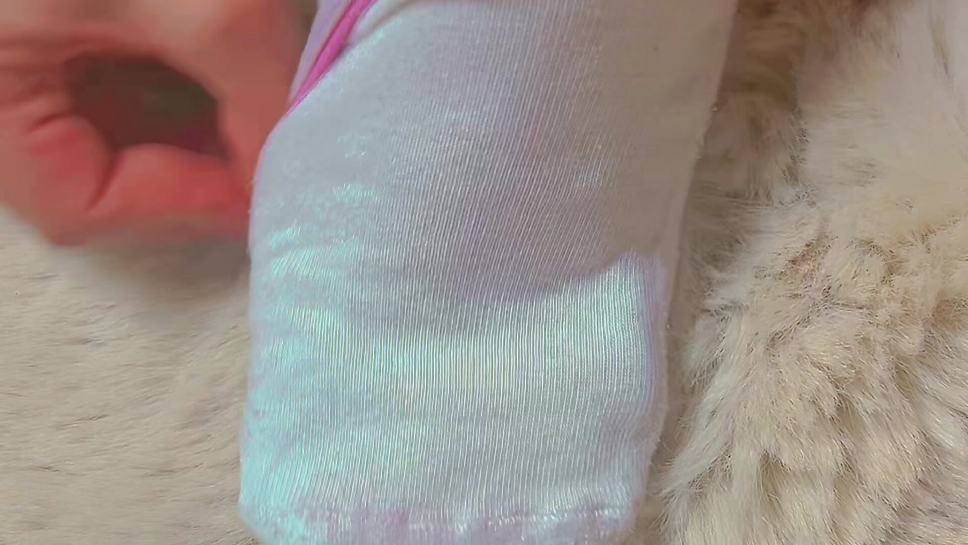 How beautiful 🤩 feet