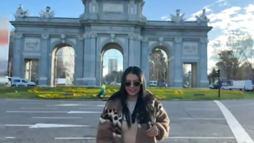 Happiness - video by IsabellaJames cam model