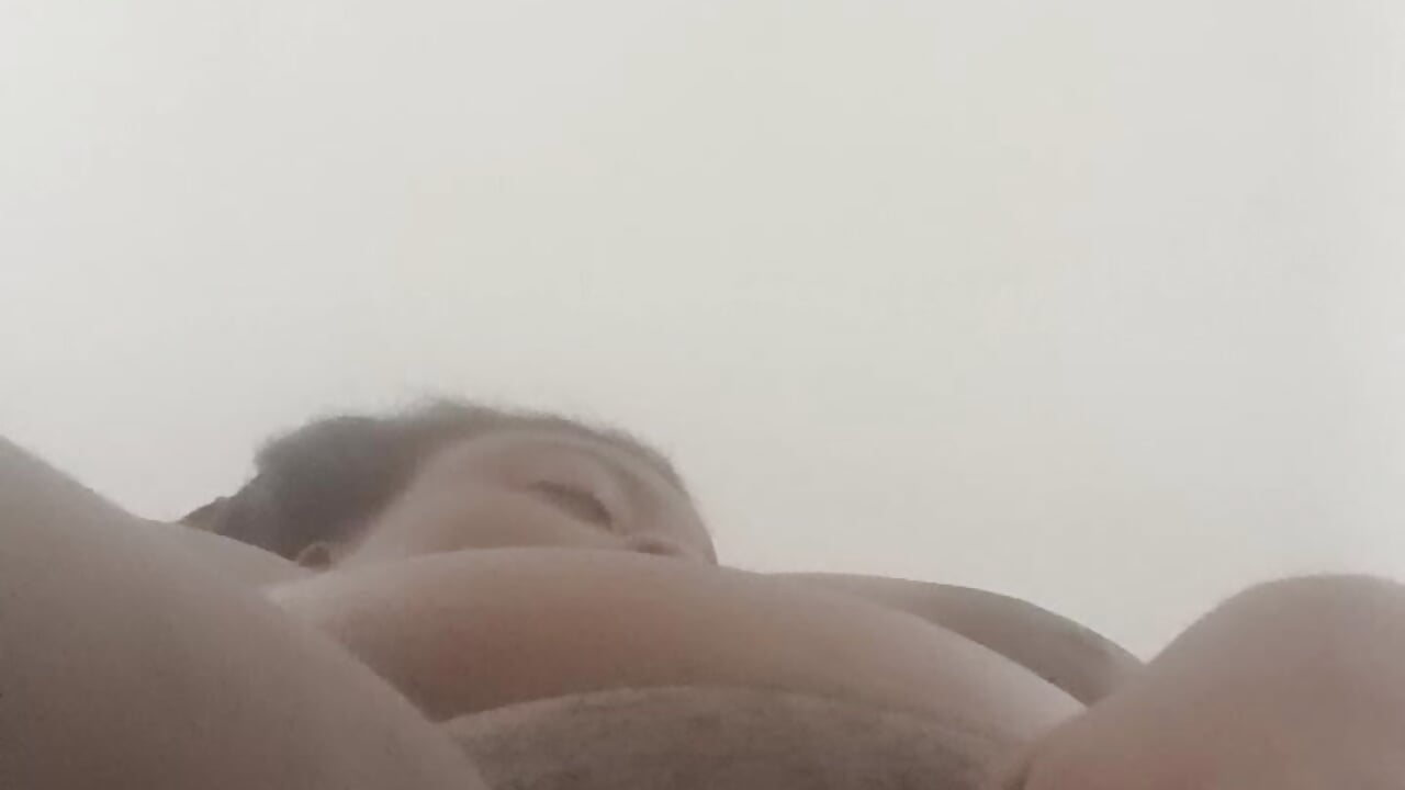 Rose play with lil sqirt. (Masterbating)