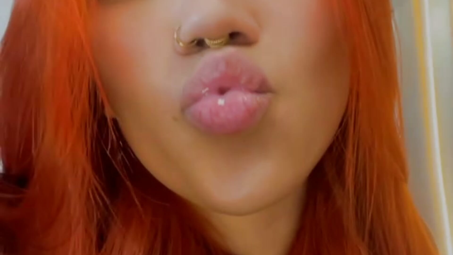 Come and kiss me 💋 - video by Irina_bx cam model