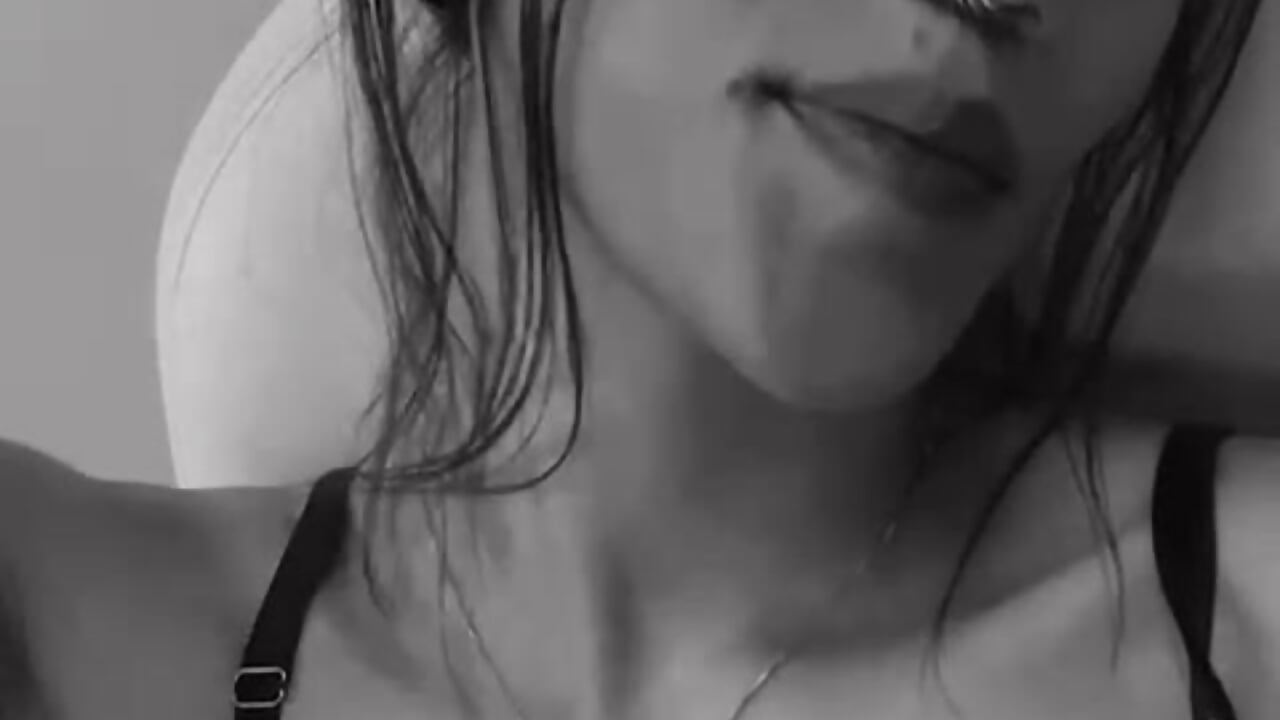 Look at me... slowly. - video by Irina_bx cam model