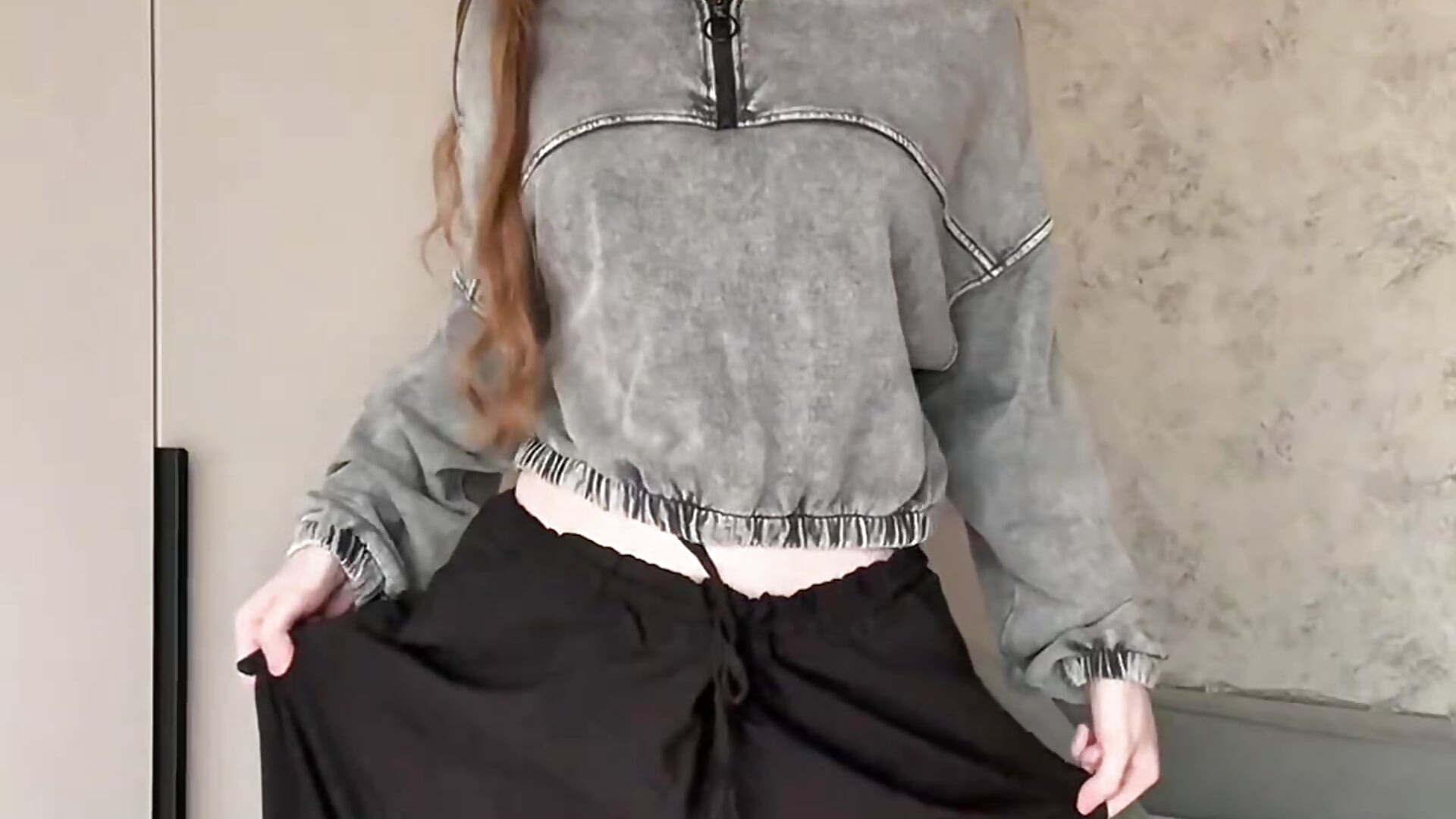 oversized vs skinny - LissaCain主播的视频