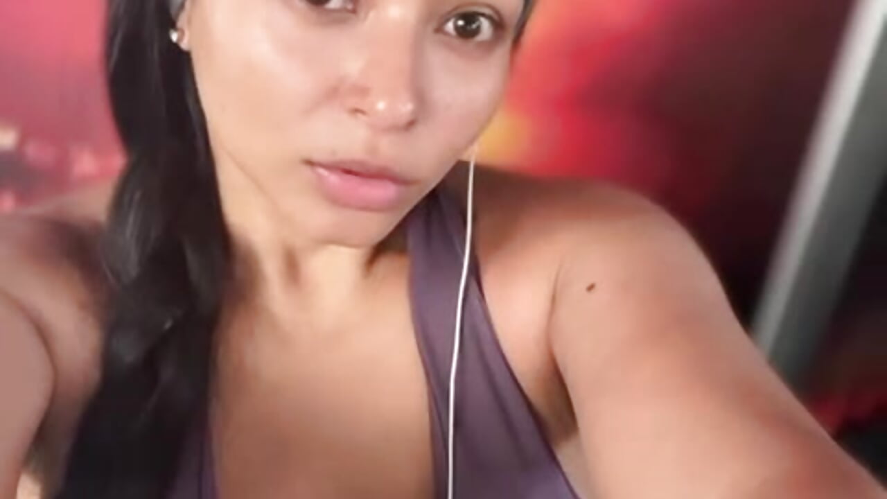 tough entrails tough entrails – video modela na kameri lulu_072