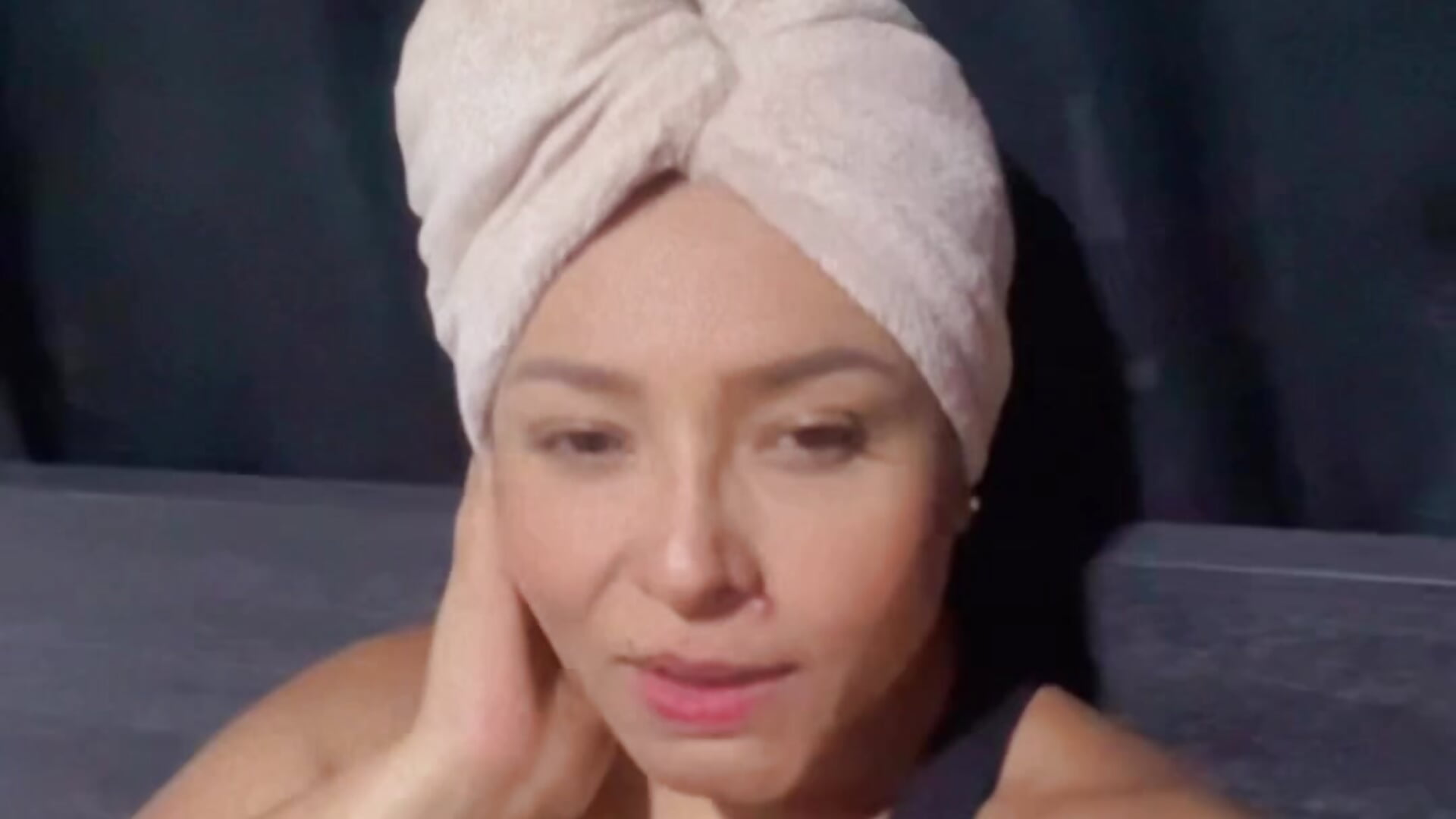 09ea85b9a4b34e6397a64323a759df4b - vídeo de lulu_072 modelo de câmara