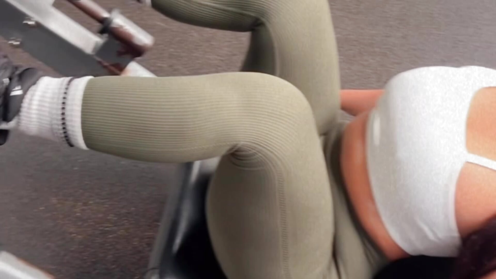 e49b836db180427e8955b3d0c379b826.mov - vídeo de lulu_072 modelo de câmara