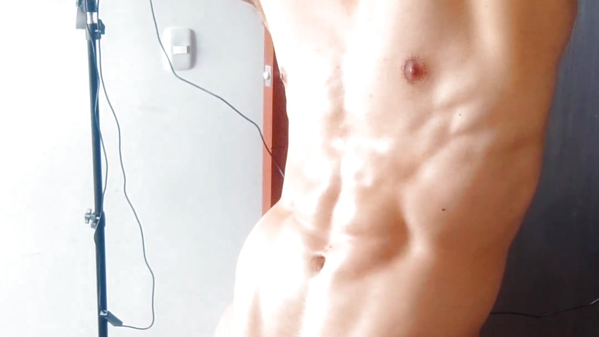 Online - video by Marck_Muscle cam model