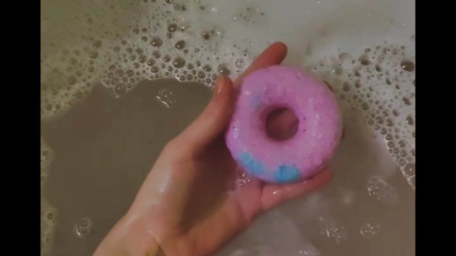 my favorite bath item :) - vídeo de AliceRisinka