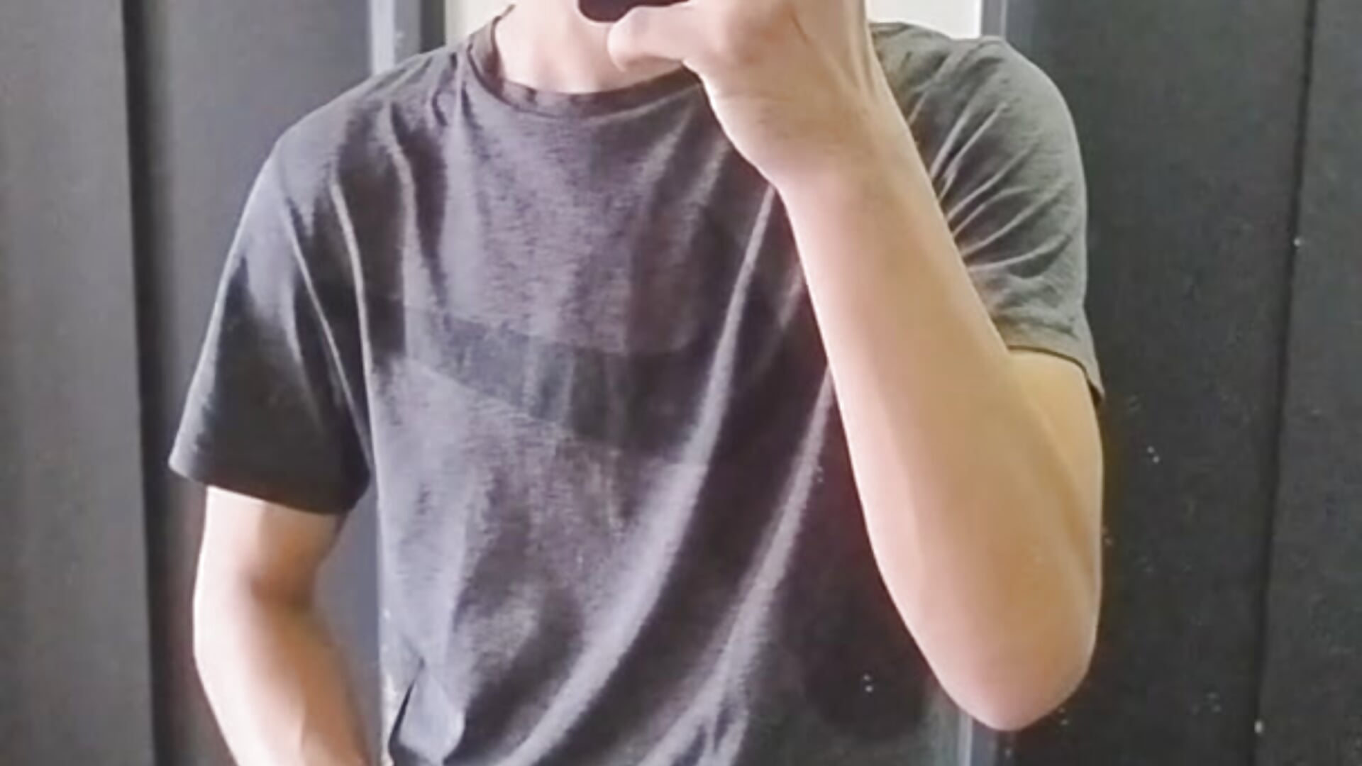 Mala pesada no elevador 🛗! - vídeo de MidnightCamboy modelo de câmara