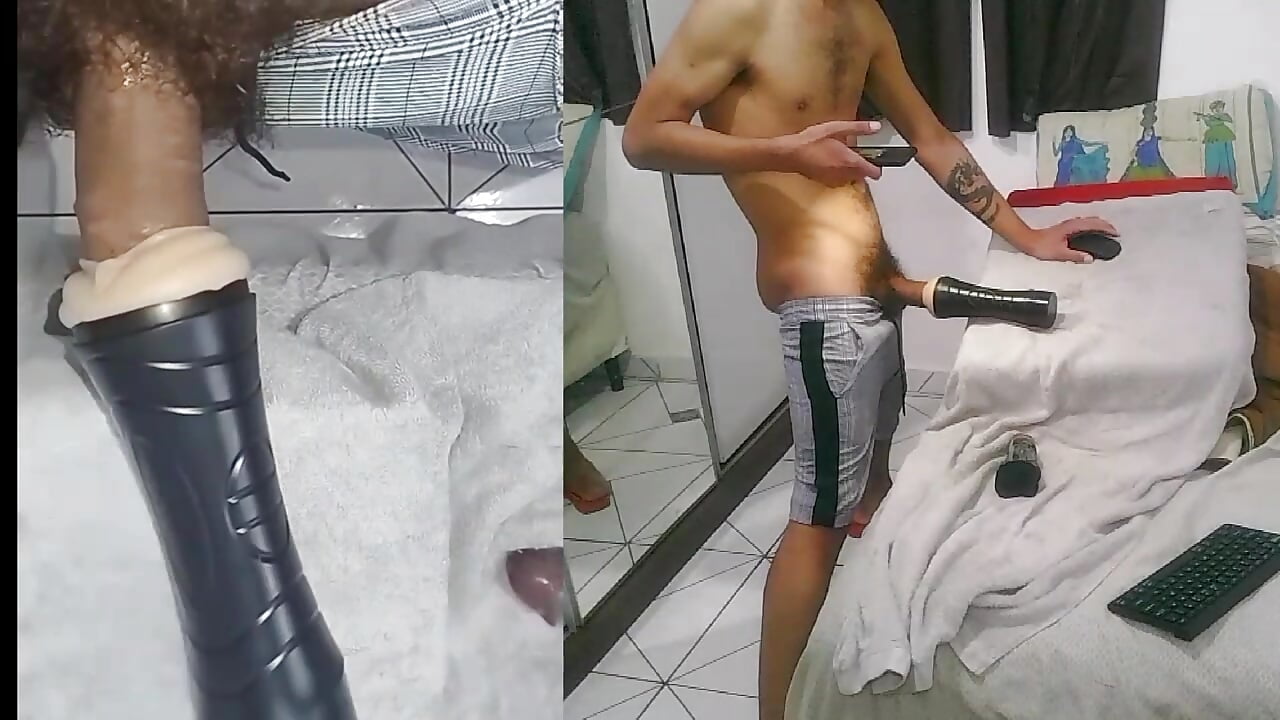 Flashlight - Public Show cumshow include - vídeo de MidnightCamboy modelo de câmara