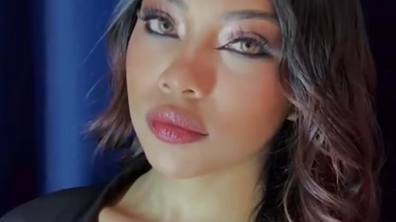 MAKE UP TIME♥ - video by Kim_clark1 cam model