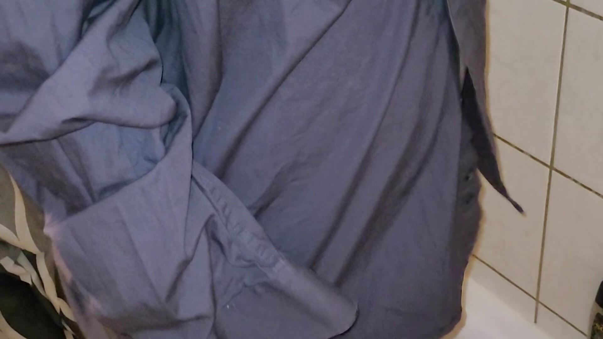 Beim putzen fallen mir ständig die Titten raus - βίντεο μοντέλου Steffitofuck