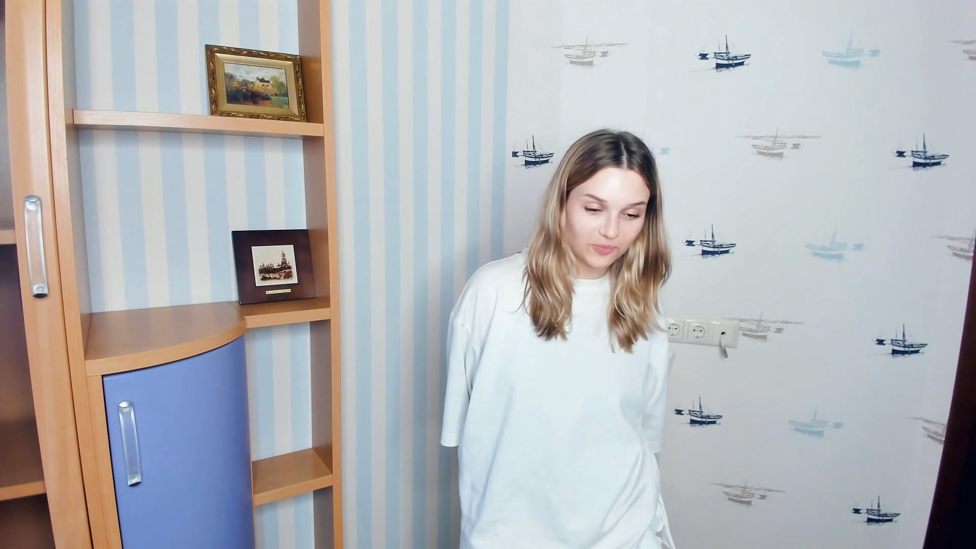 Me - video by BeIIaRoss cam model