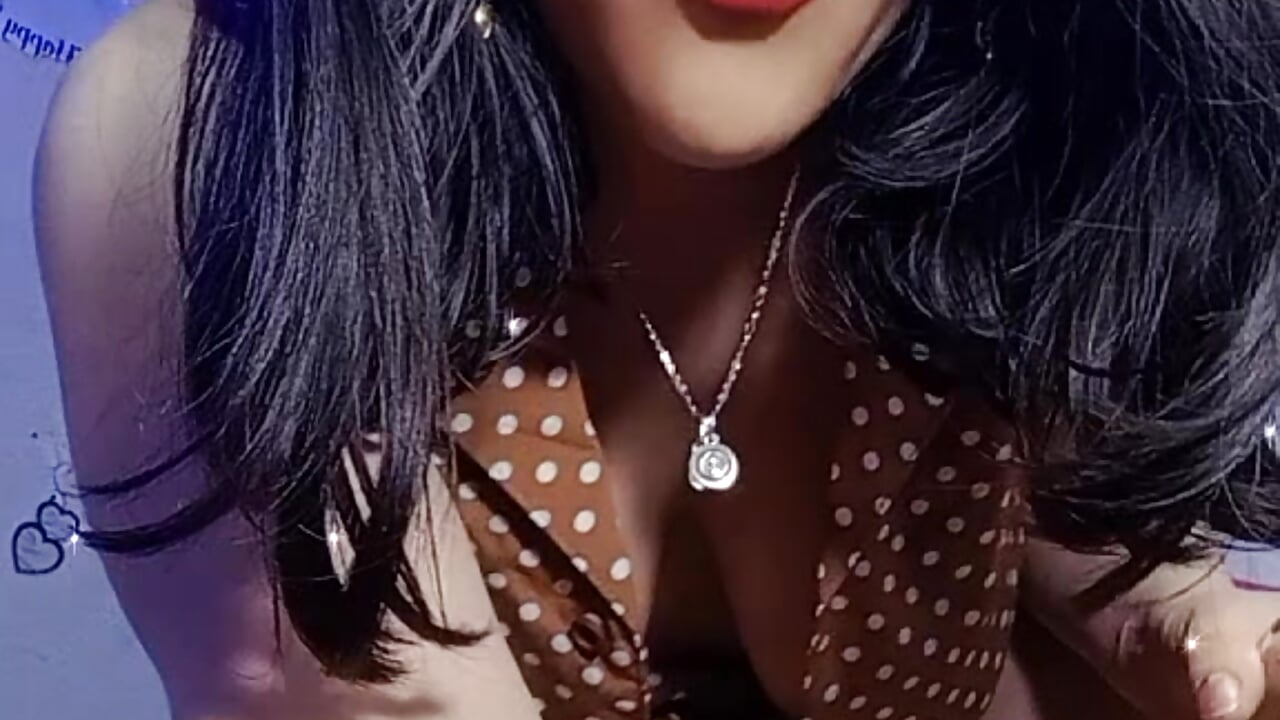 Today is my birthday, it's time to celebrate! - video by anndreapds cam model