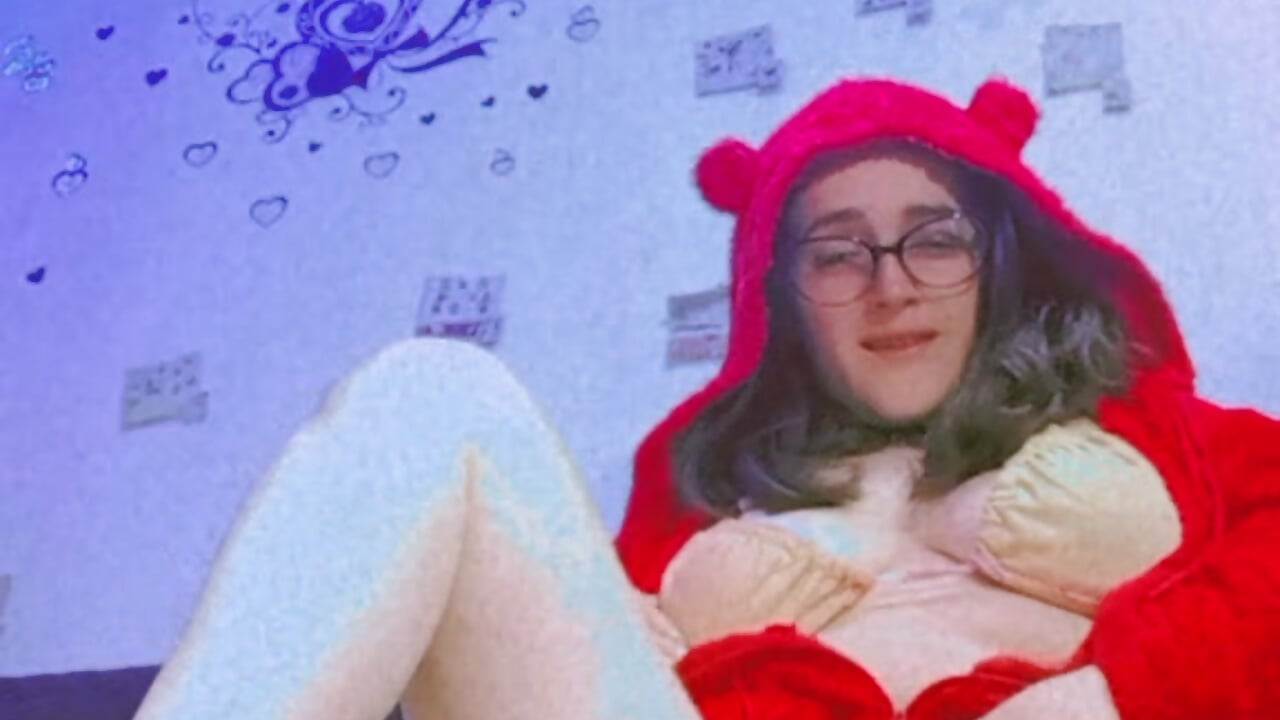 😻 — filmik anndreapds, modela(-lki) na kamerkach