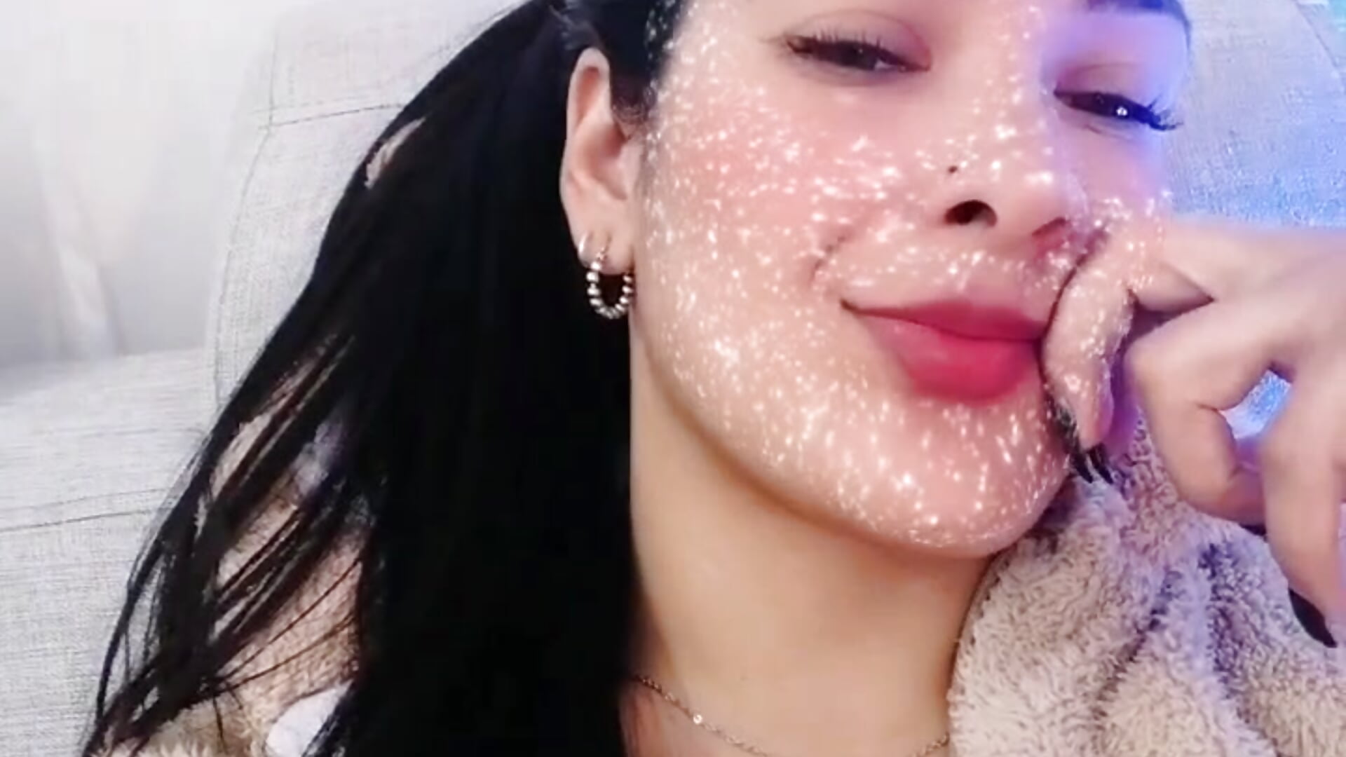 ♥♥ - відео від вебкаммоделі bella_hadid1_