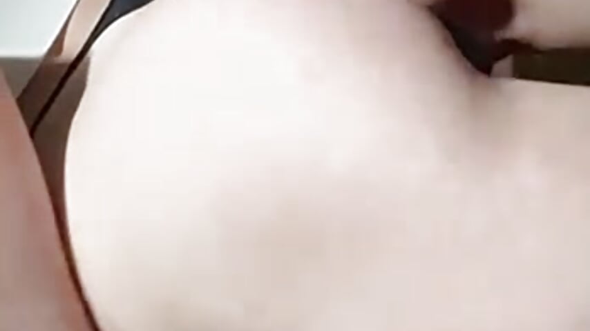 trim,98BE6B81-1091-47FB-9C37-85CB48A23187 - video by Sweet__Milly cam model