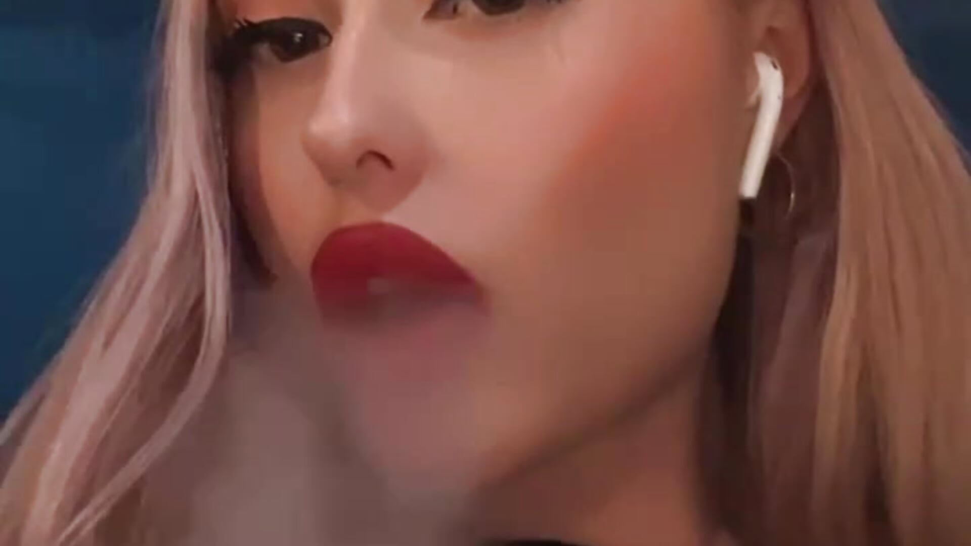 trim,B5F3AAAE-D756-4895-80FD-B0A9585DA00D - video by Sweet__Milly cam model