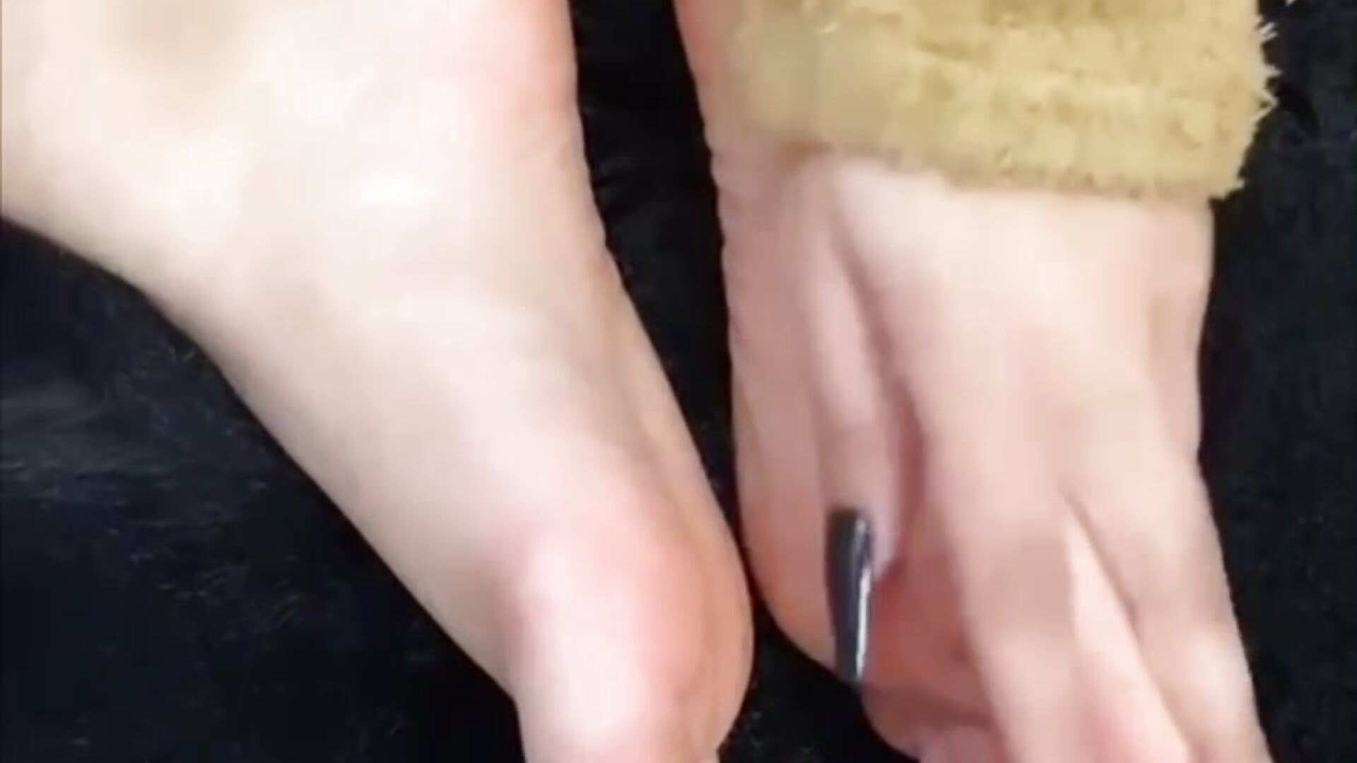 Ayak | Foot - Zarayuce adlı kamera modelinin videosu