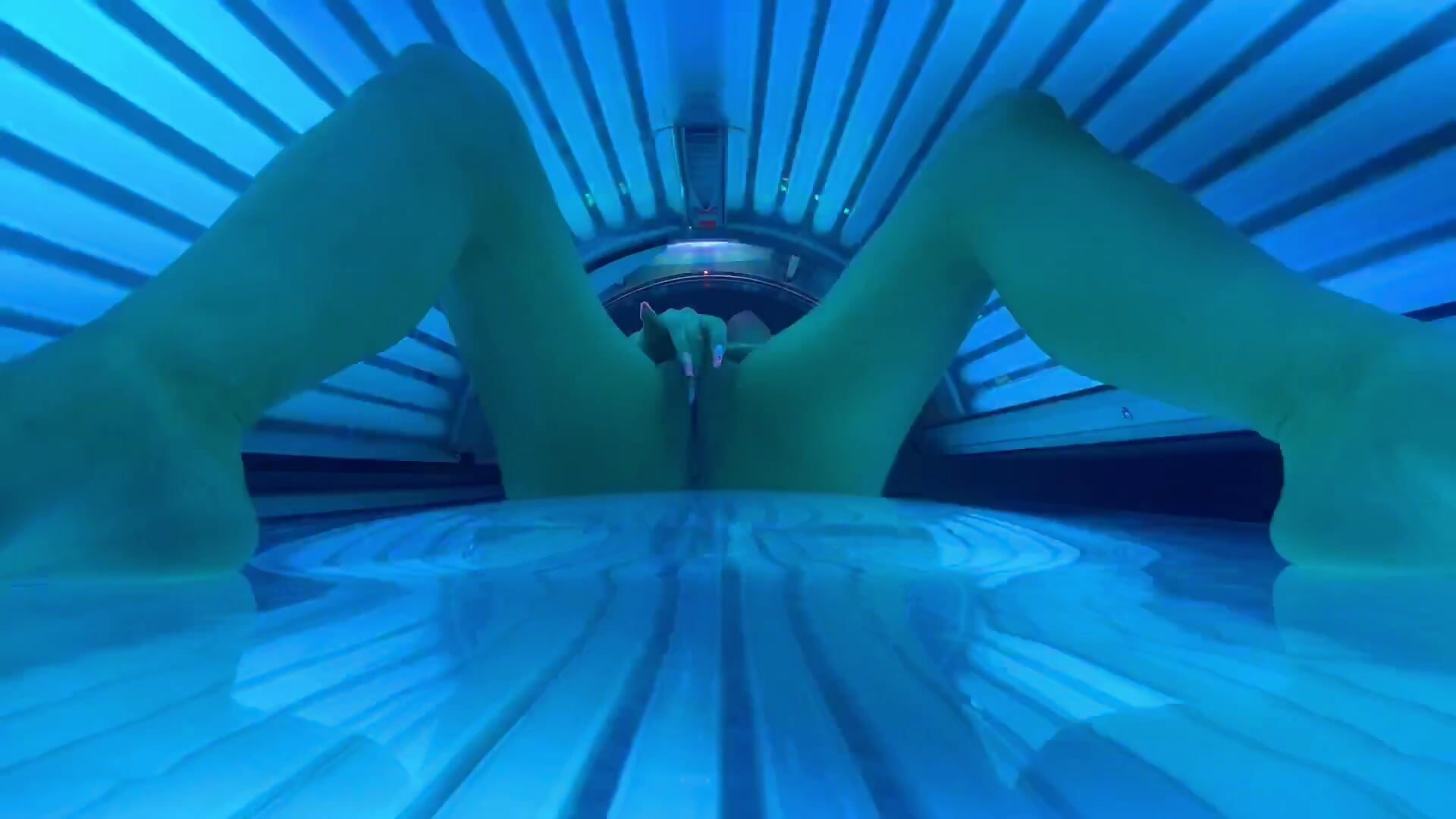 Geiler Solarium Besuch ❤️‍🔥 - video by LexyGold cam model