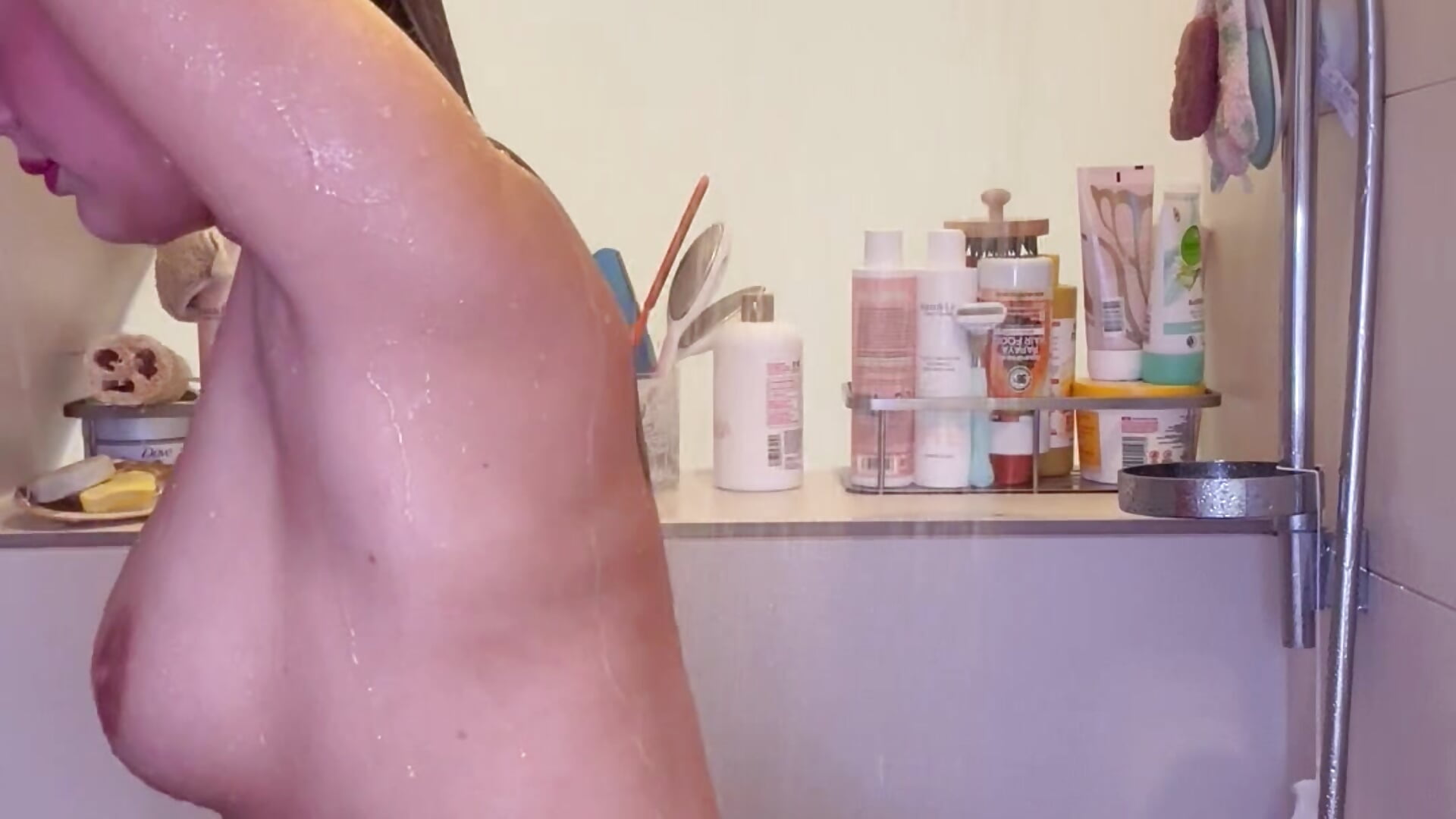 Cum Shower With Me - video by LexyGold cam model