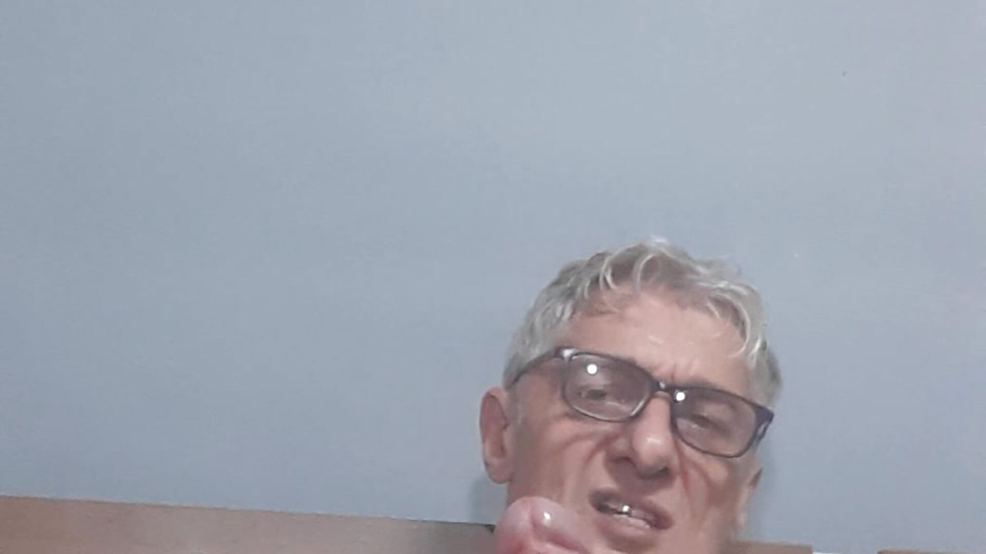 solo masturbation of big hard cock with a big foreskin and two huge full balls really very hard and - BIGUNCUTHARDCOCK主播的视频