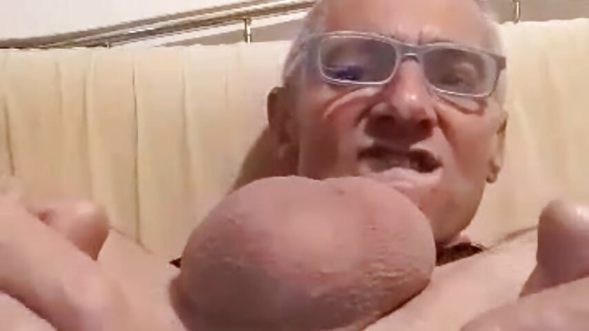 Handsome man  show  asshole  wet tight pink virgin 💗 💕 💖