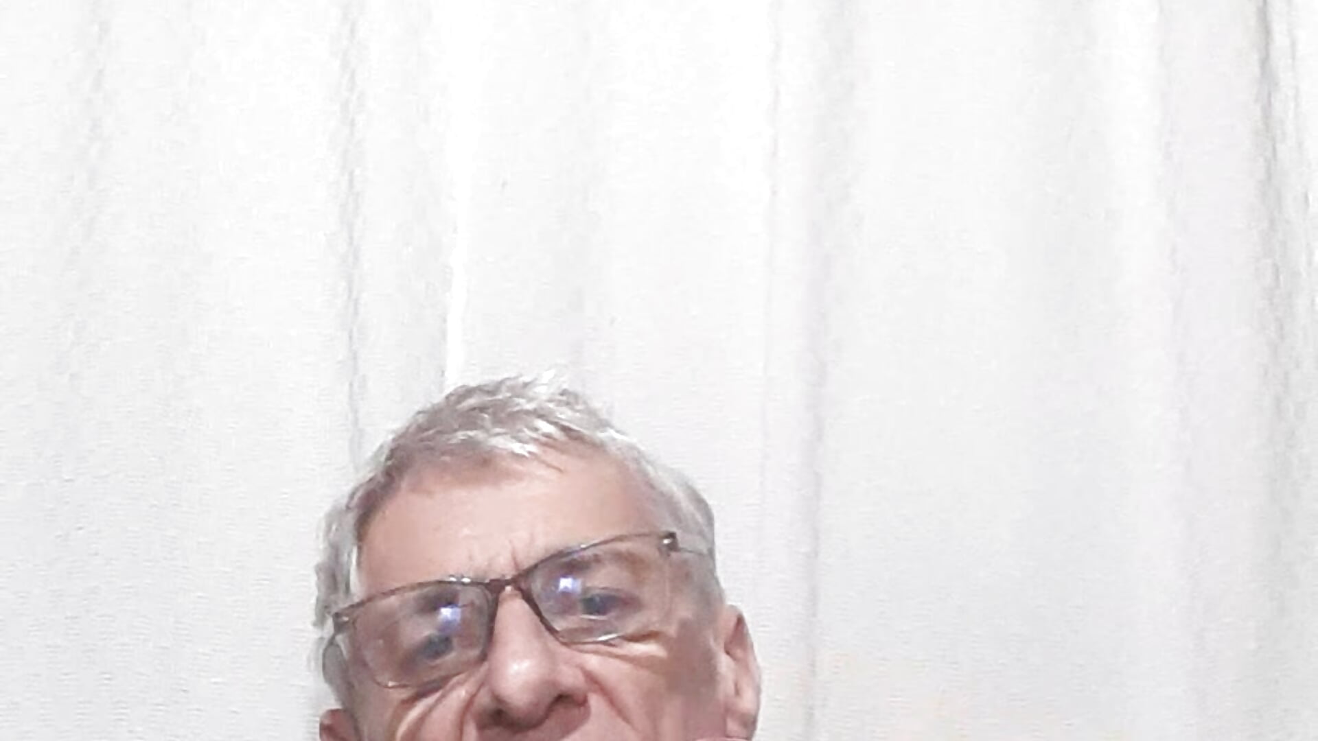 the big masturbation of the foreskin of the very big and long penis masturbation with fingers of the - BIGUNCUTHARDCOCK主播的视频