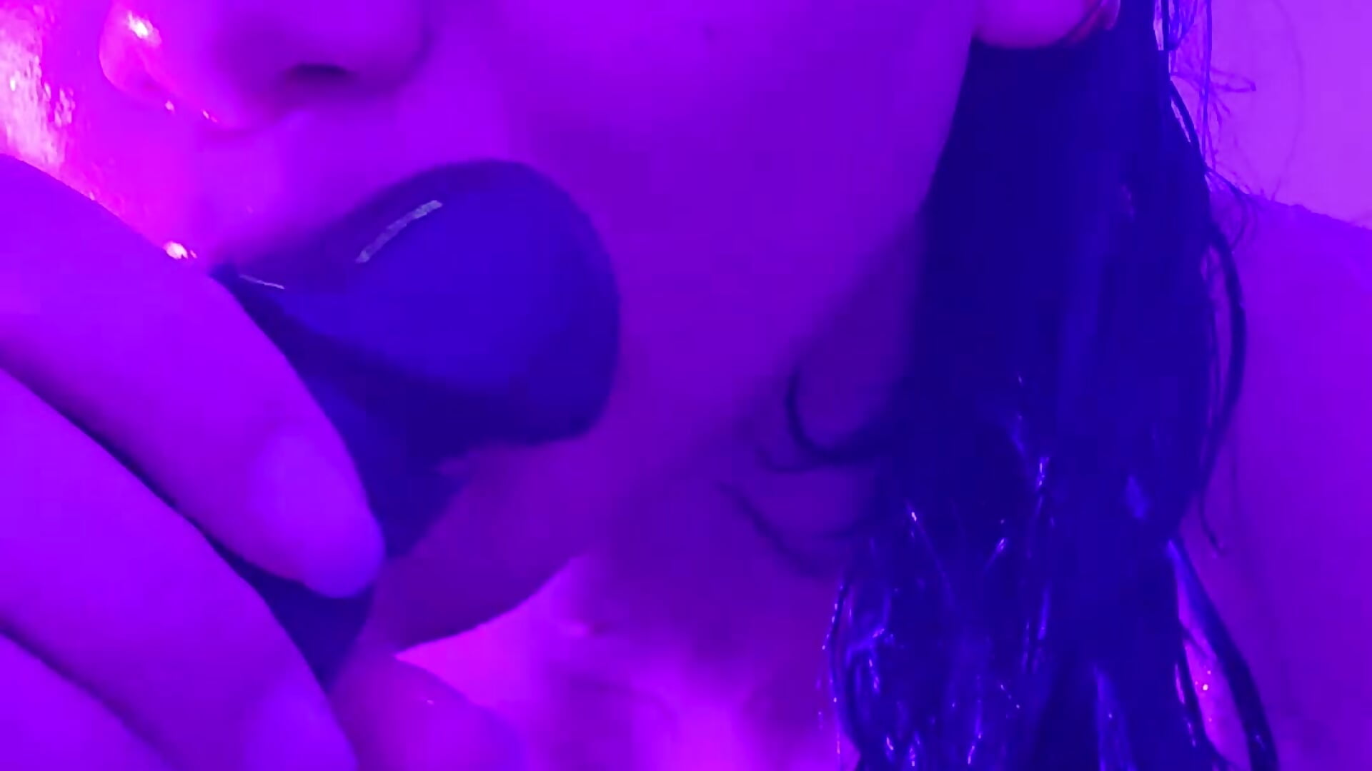 Time for shower + sex anal + fuck pussy + footjob - video by Loidjanne cam model