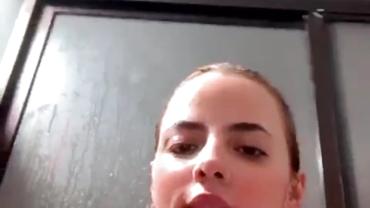 crave - video by Leeromero1 cam model