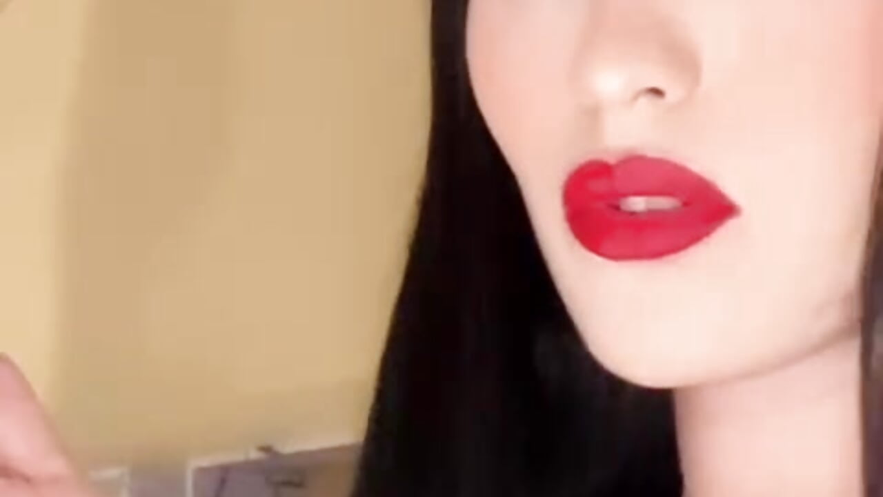 Happy Halloween! - video by Sweetie_Arianna cam model