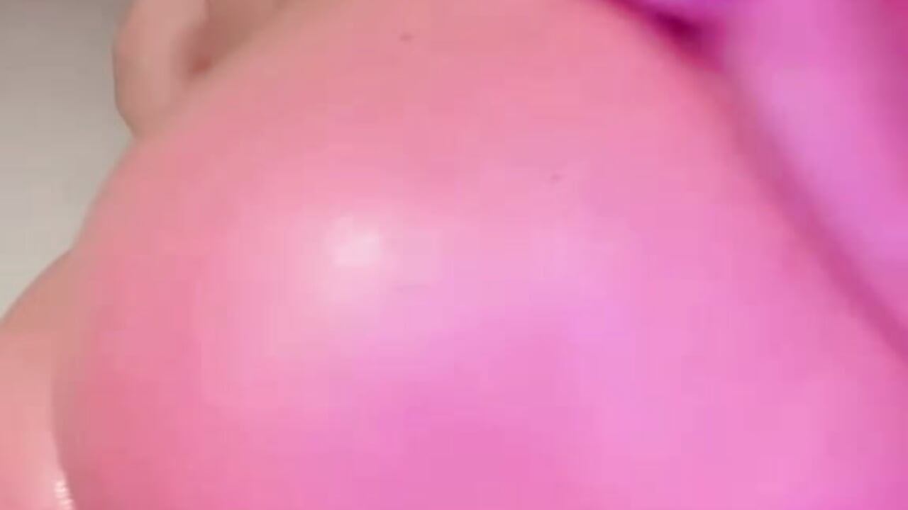oil on my tits and my ass 🔥 - video by MANUELARUBY69 cam model