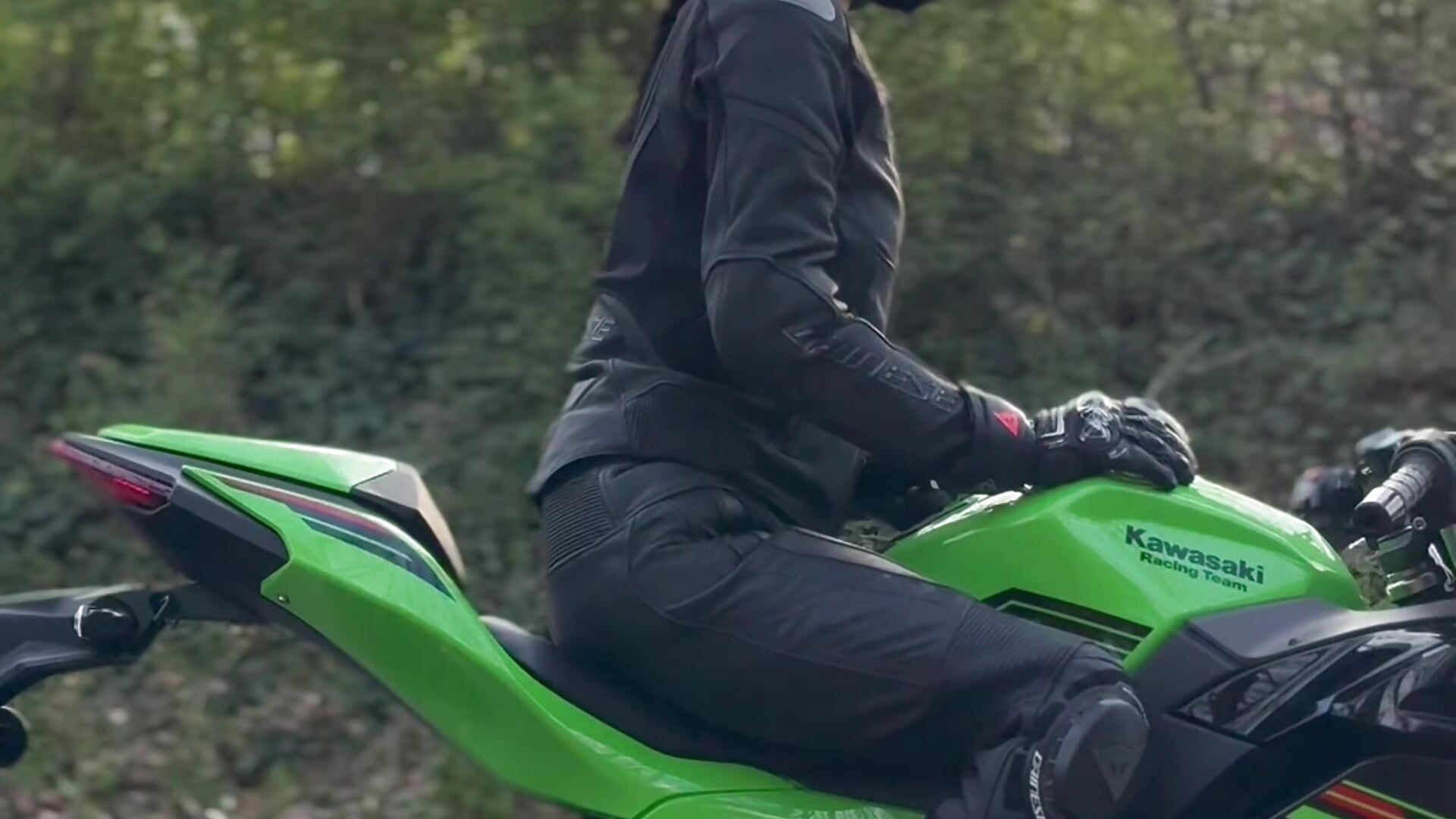 My happiness - วิดีโอโดย RealJuliette โมเดลแคม