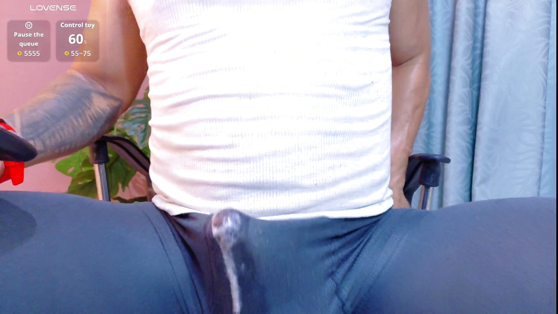 spit  pre-----cum and P...SSSSSSSSSS - video oleh model kamera lean_arcos