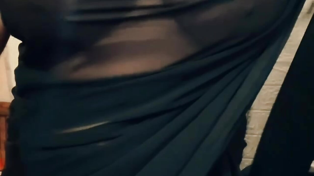 Sexy  adiba - vídeo de la modelo de cam Adiba_2