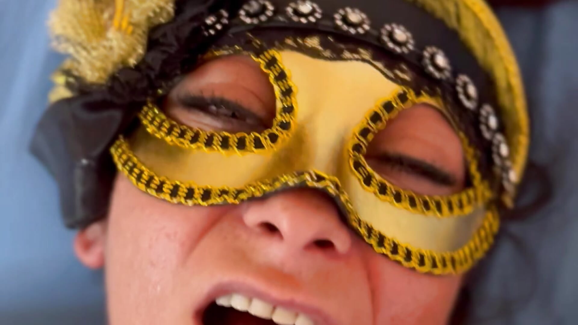 Cum in my face! 💦Schizzami in faccia